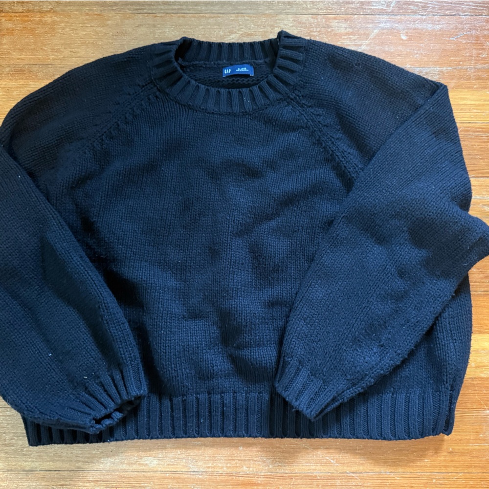 Women’s Cropped Bubble Black Sweater